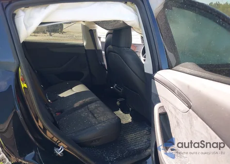 2026 Tesla Model Y Long Range Dual Motor All-Wheel Drive/Long Range Launch Series из США, поврежденный, VIN 7SAYGDEE6TA410219